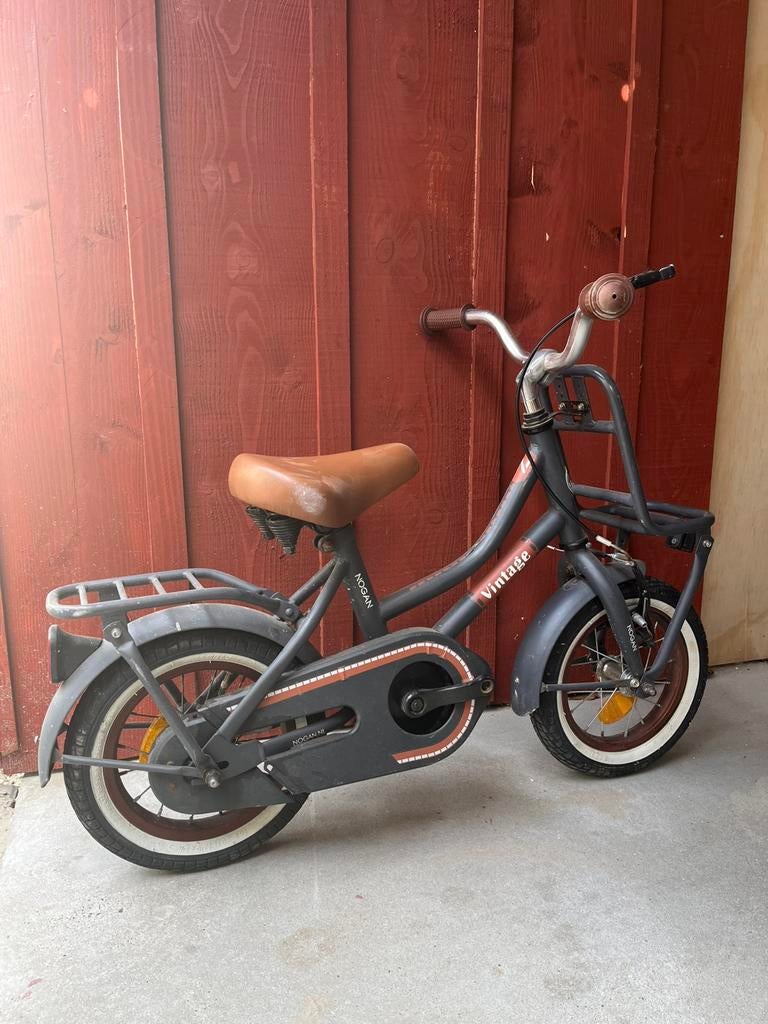 Kinderfiets kleinste maat 12 inch, Fietsen en Brommers, Ophalen, Zo goed als nieuw, Minder dan 16 inch