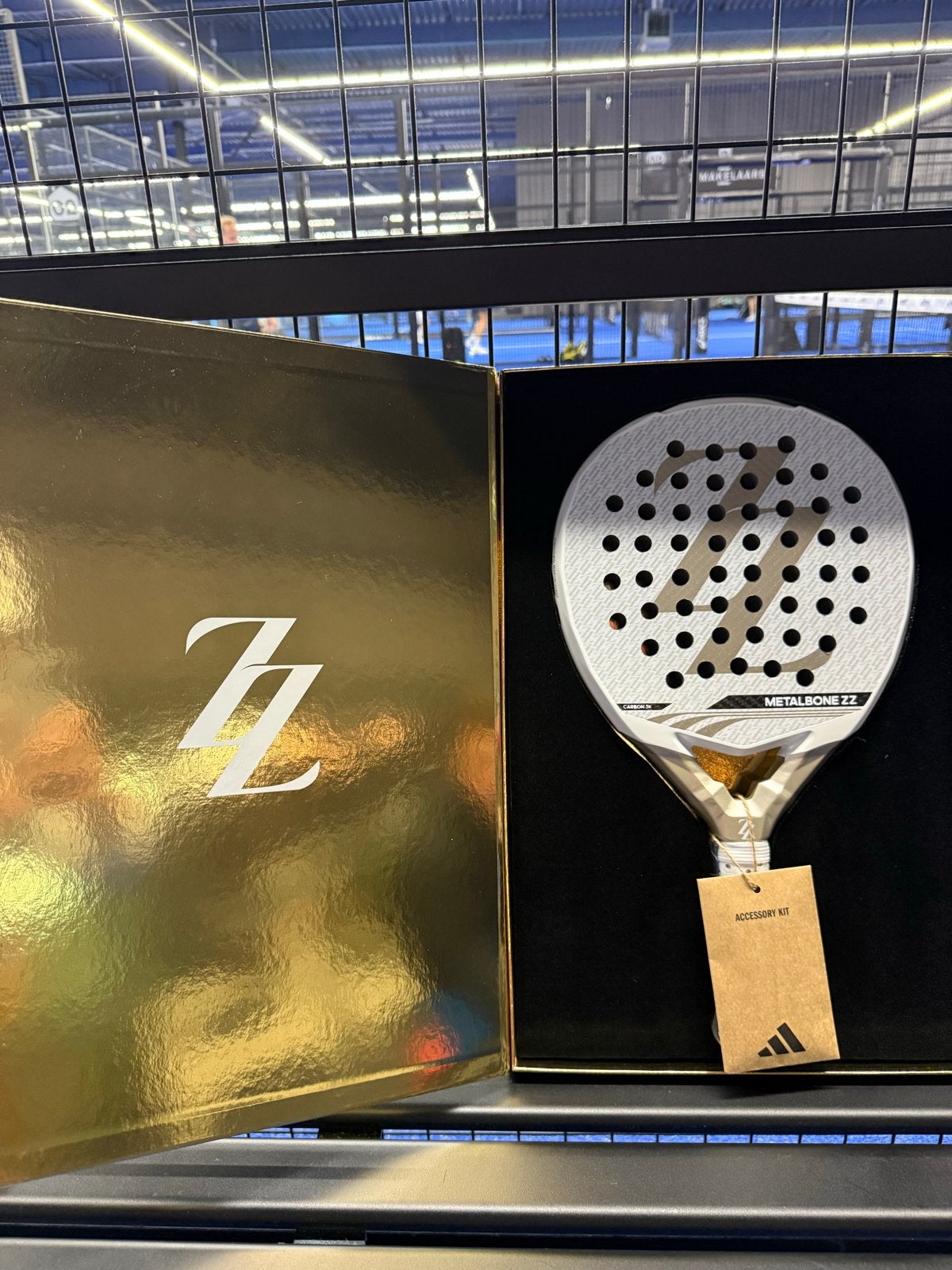 Adidas Metalbone ZZ Special Edition Zinedine Zidane Padelrac, Sport en Fitness, Nieuw, Ophalen of Verzenden, Info@adidas.com, Padelracket