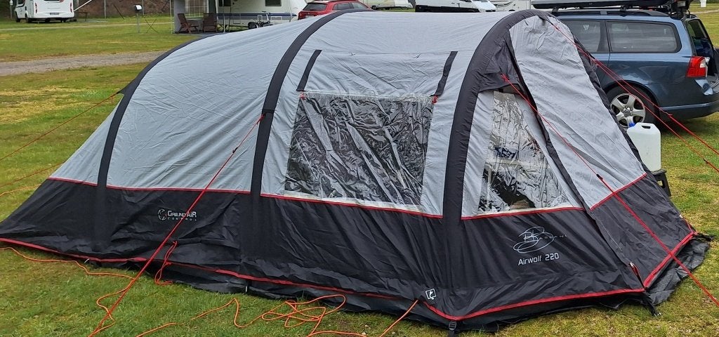 Bardani Airwolf 220 opblaastent, Ophalen, Gebruikt, Tot en met 3