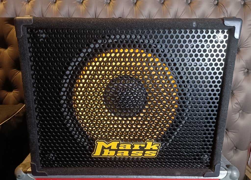 Markbass 15 inch cabinet TRV151 P - bass box 400 watt 8 ohm, Muziek en Instrumenten, Ophalen, Gebruikt, Basgitaar, 100 watt of meer