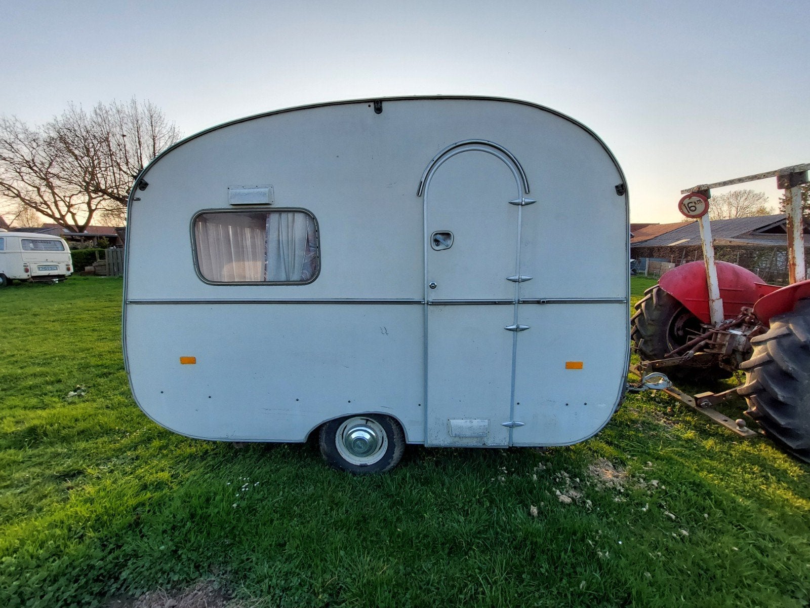 Wolfbart 1 Caravan uit 1966 - Vintage en Compact, Caravans en Kamperen