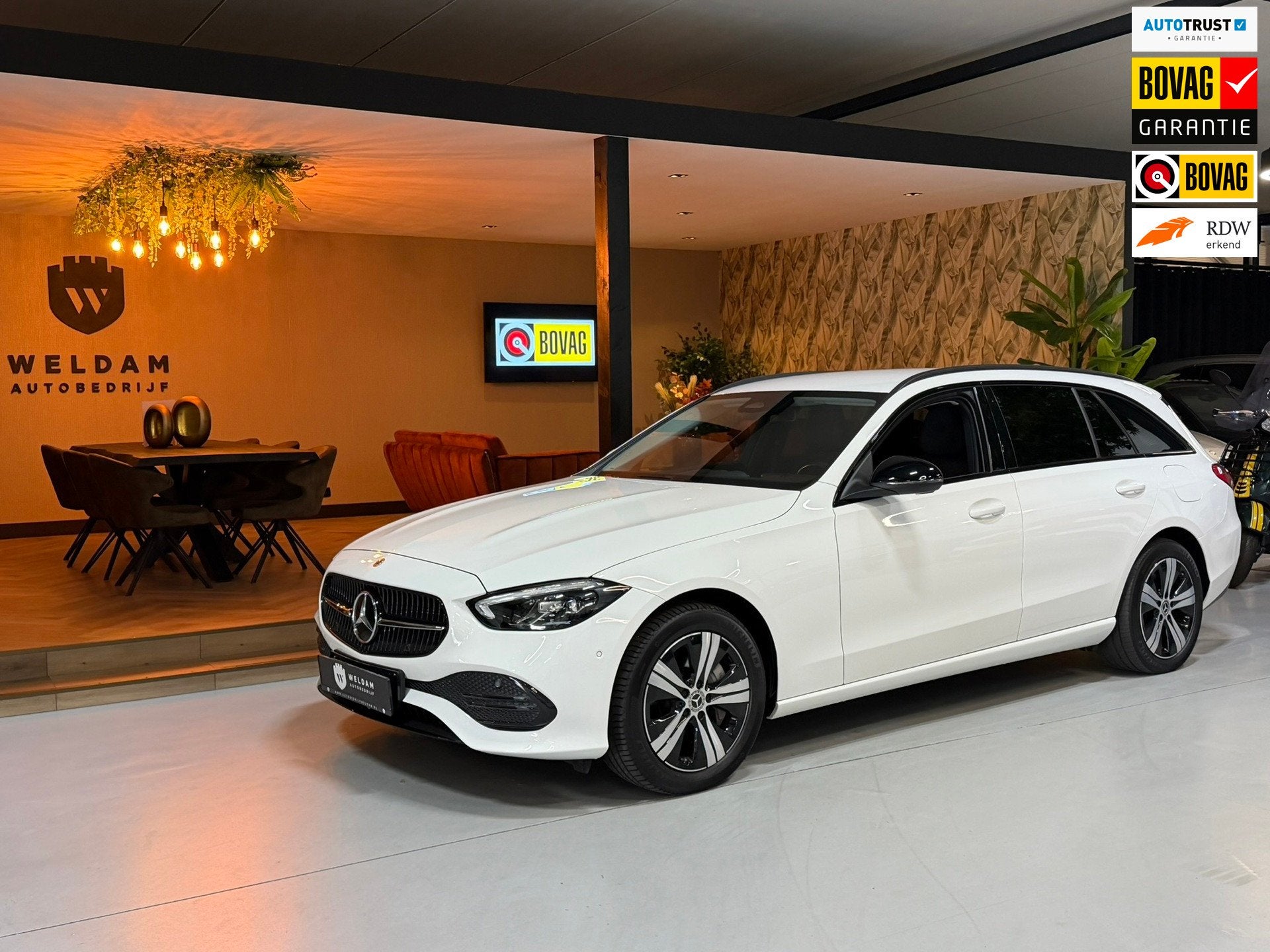 Mercedes-Benz C-klasse Estate 300 e Avantgarde Garantie|1e E, Auto's, Automaat, Dealer onderhouden, Achterwielaandrijving, Gebruikt