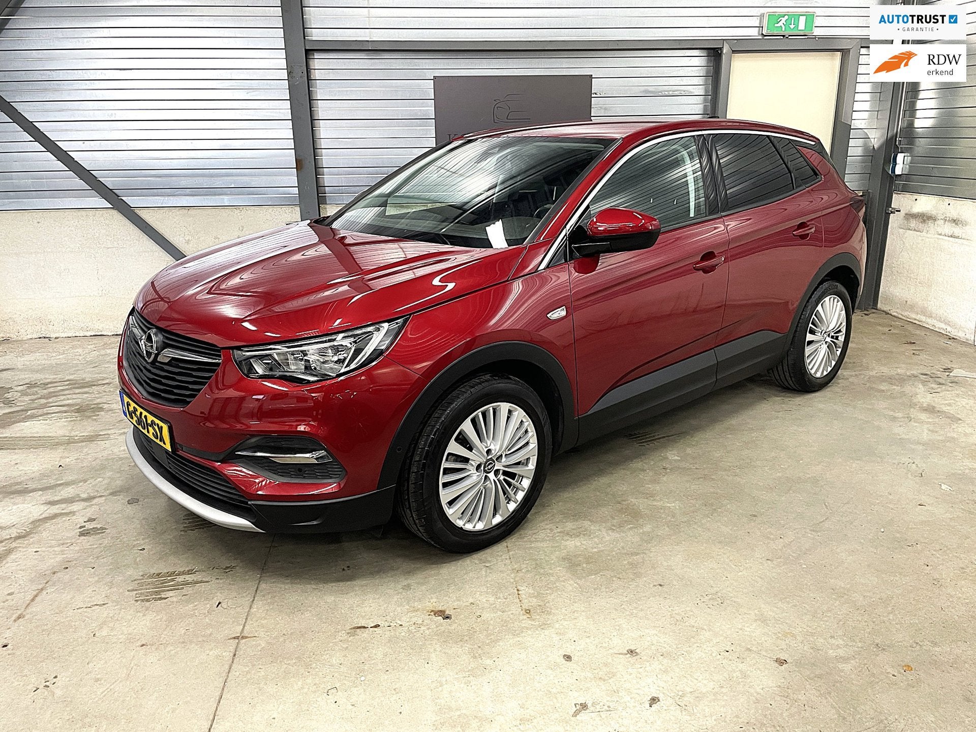 Opel Grandland X 1.2 Turbo Business Executive trekhaak riem, Stof, Gebruikt, 1199 cc, Origineel Nederlands
