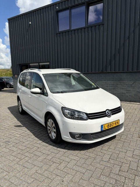 Volkswagen Touran 1.4 TSI Highline (bj 2011, automaat), Auto's, Euro 5, 15 km/l, Gebruikt, Zwart