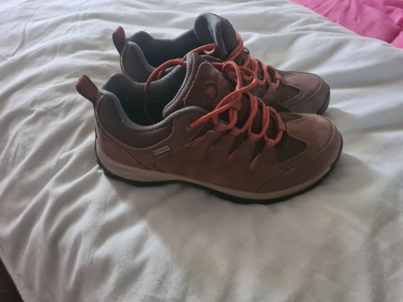 Wandelschoenen travelin nieuw, Ophalen, Nieuw, Jongetje of Meisje, Schoentjes