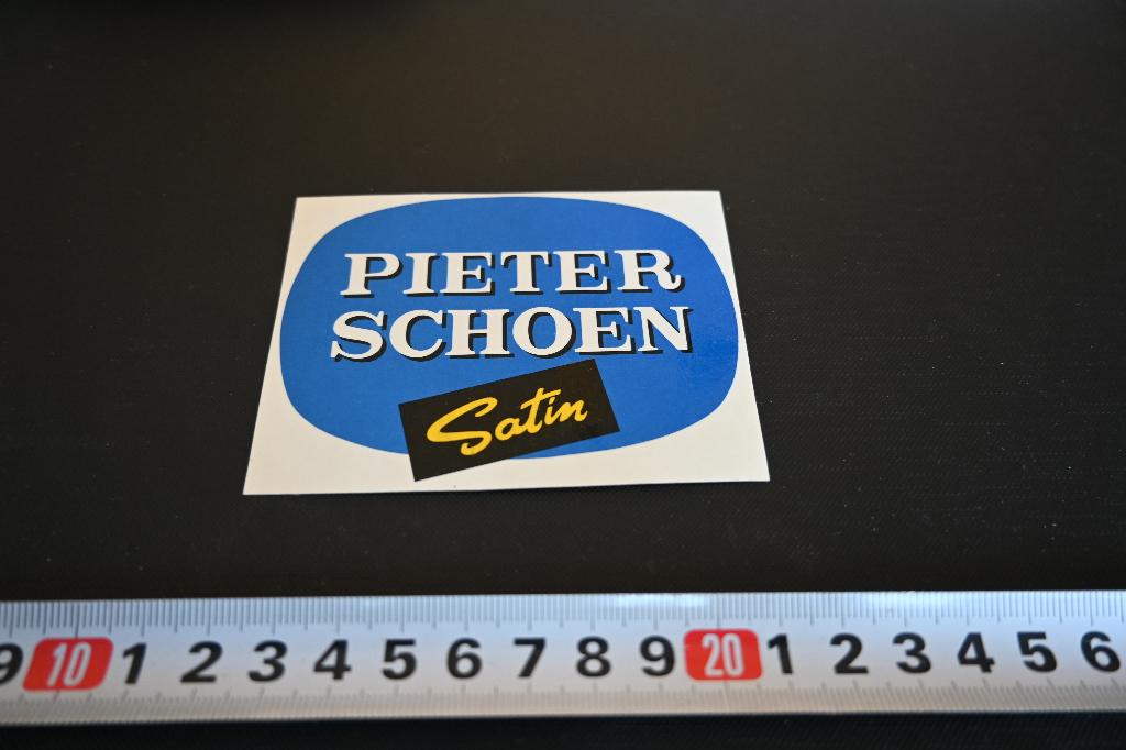 sticker pieter schoenen satin, Verzamelen, Ophalen, Zo goed als nieuw