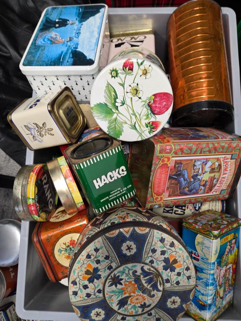 Ruim 70 diverse blikken - Vintage en modern, Verzamelen, Blikken, Ophalen of Verzenden