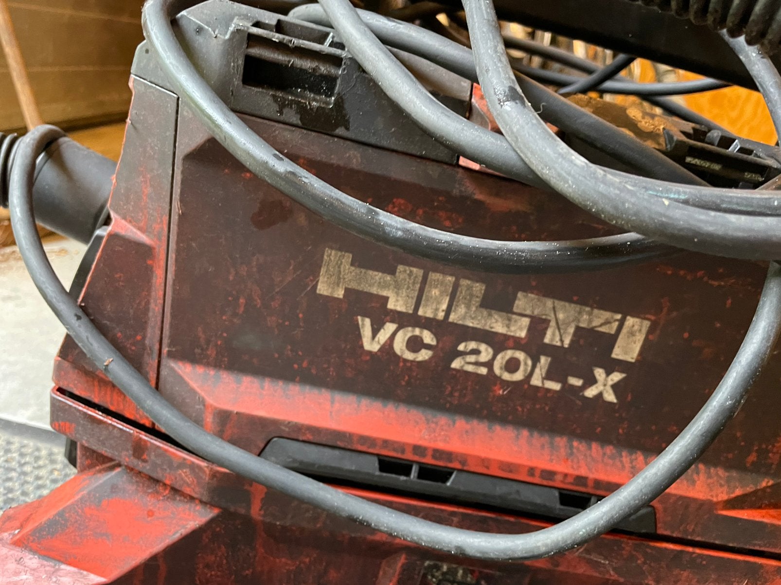 hilti stofzuiger vc 20L x  50 eur  Gaat niet meer aan?, Ophalen, Zo goed als nieuw