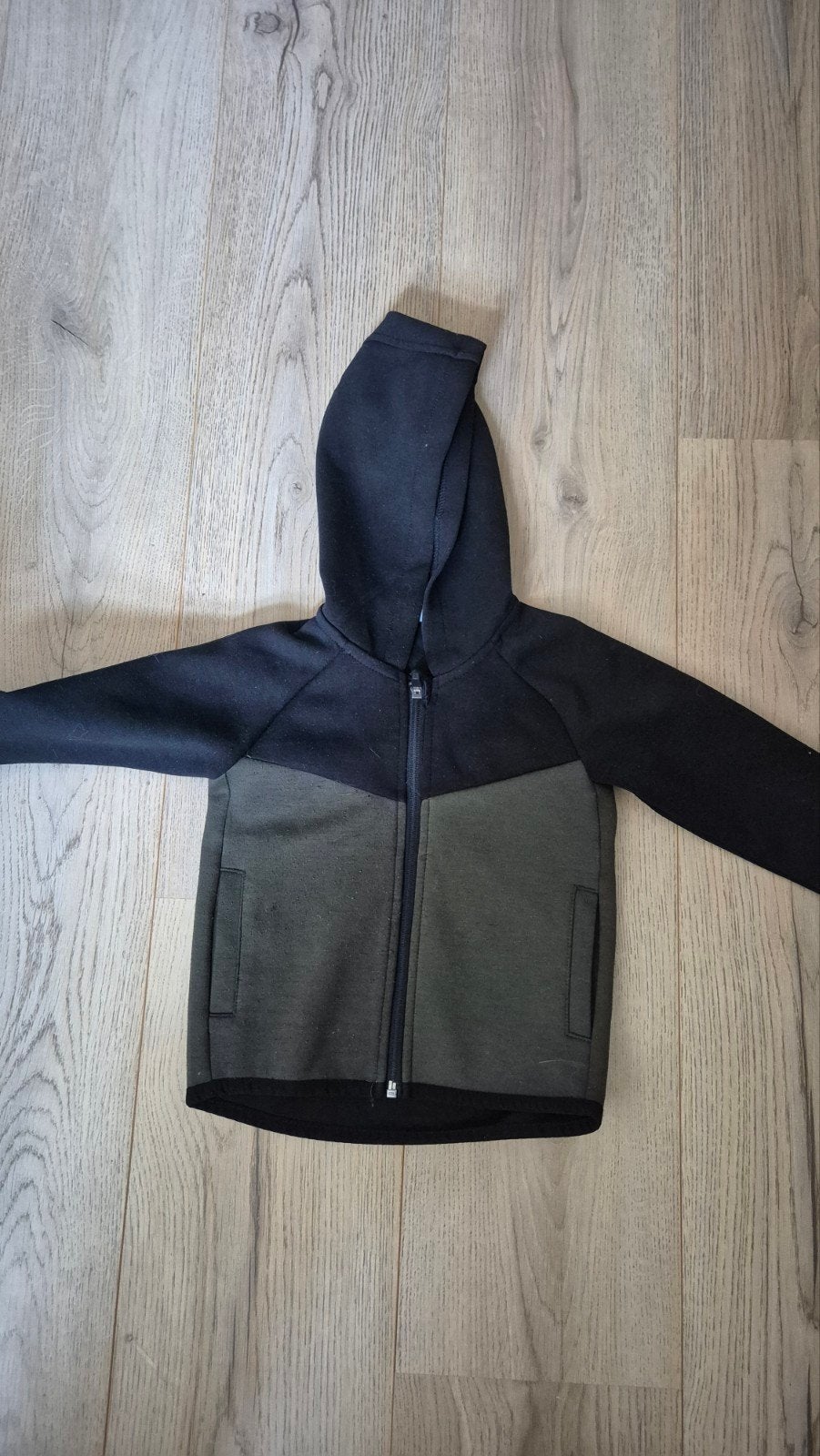 vest maat 86/92, Kinderen en Baby's, Babykleding | Maat 86, Ophalen of Verzenden, Gebruikt, Truitje of Vestje