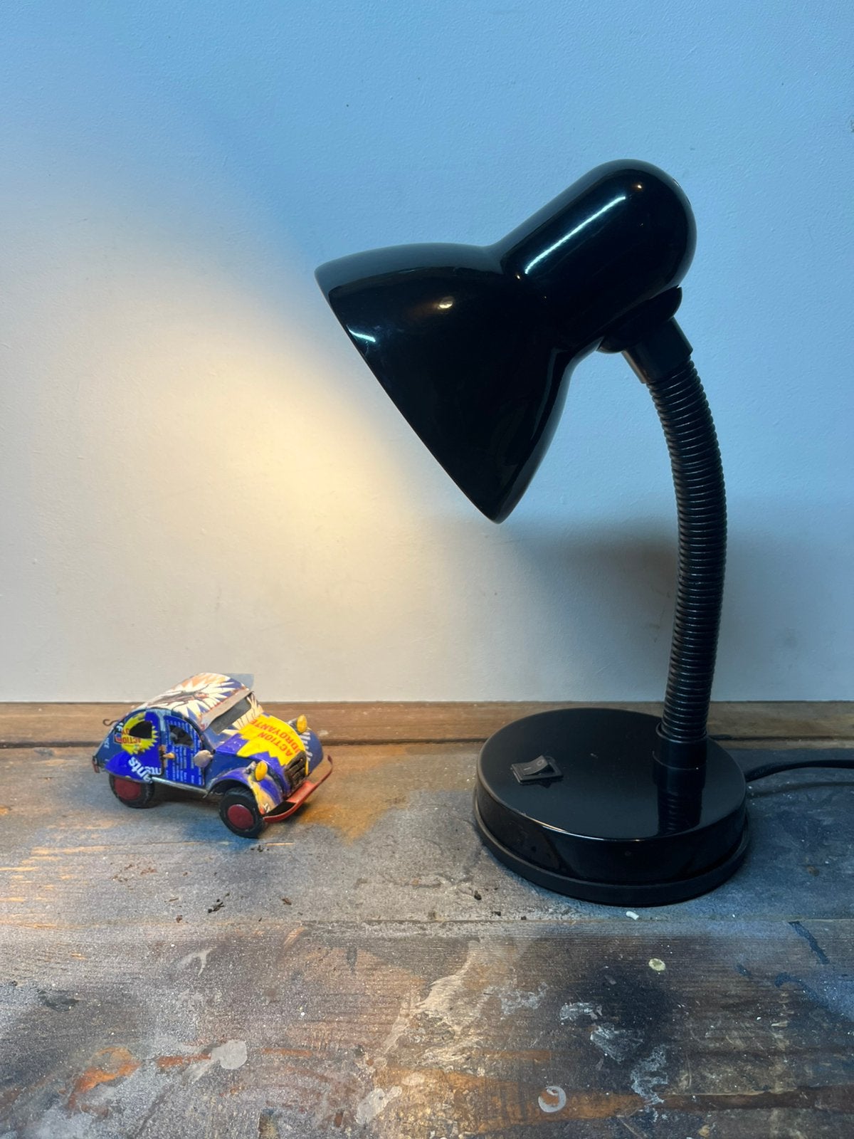 Zwarte Eglo tafellamp met buigbare zwanenhals, Ophalen of Verzenden, Zo goed als nieuw, Metaal, Minder dan 50 cm