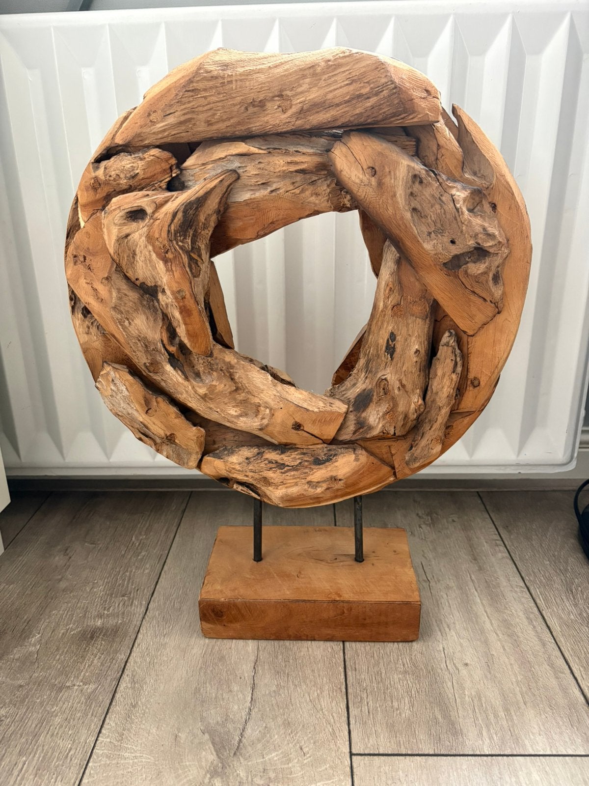 Zwaar houten ornament op voet Kwantum., Ophalen, Hout, Bruin, Landelijk