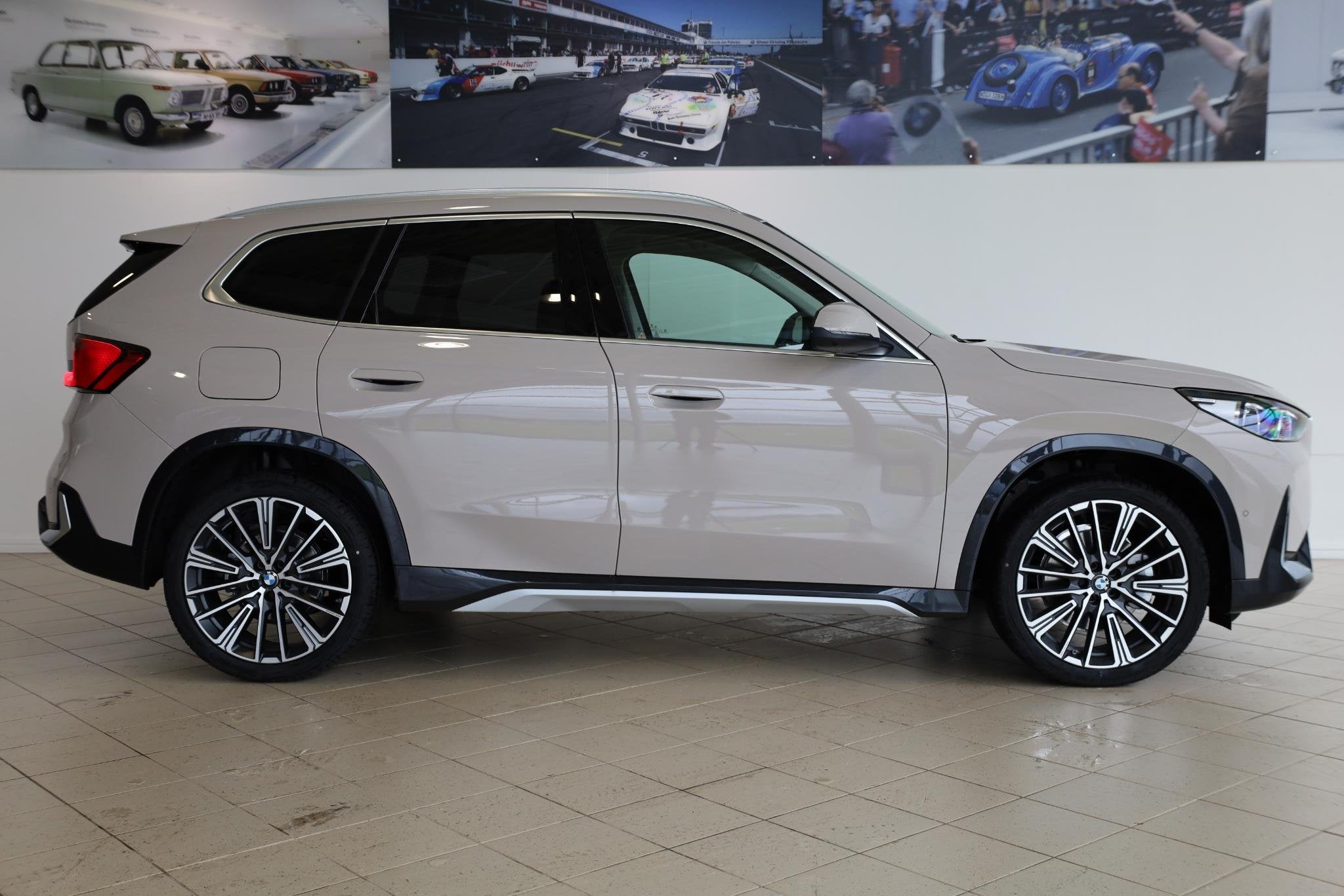 BMW X1 xDrive25e xLine | Panoramadak | Head-Up Display | Har, Auto's, 105 min, Bedrijf, Head-up Display, Vierwielaandrijving