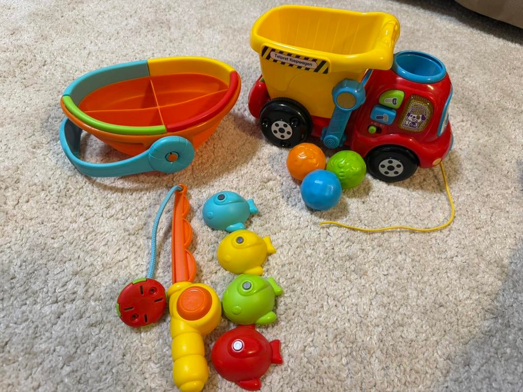 Vtech kiepwagen & Clementoni magnetisch (bad) vis spel, Ophalen of Verzenden, Zo goed als nieuw, Overige typen, Met licht