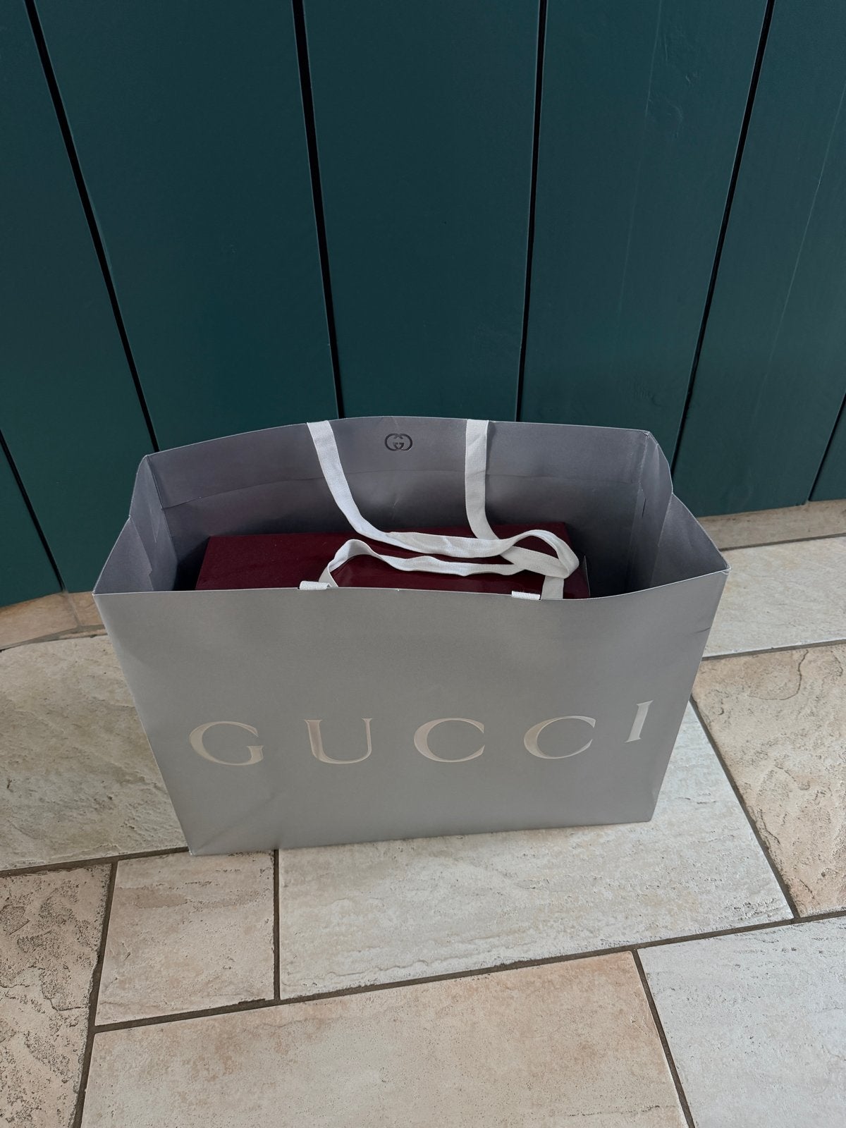 Gucci Sneakers ORIGINEEL - nieuw en ongedragen, Wit, Nieuw, Ophalen of Verzenden, Sneakers of Gympen