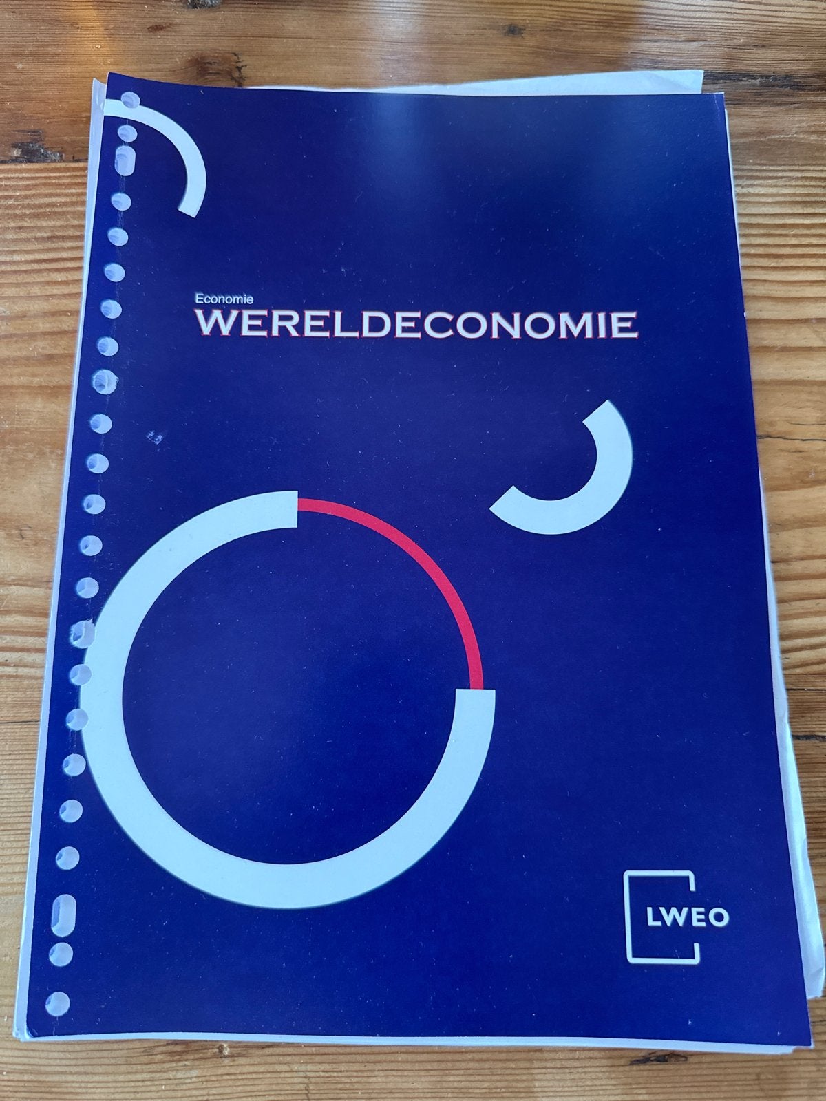 Wereldeconomie VWO 3e druk - LWEO, Boeken, Ophalen of Verzenden, Gamma, Gelezen, Niet van toepassing