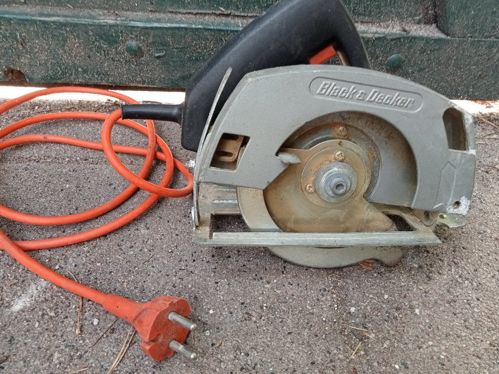 HAND CIRKELZAAG BLACK AND DECKER, Ophalen, Gebruikt, Cirkelzaag, BLACK & DECKER