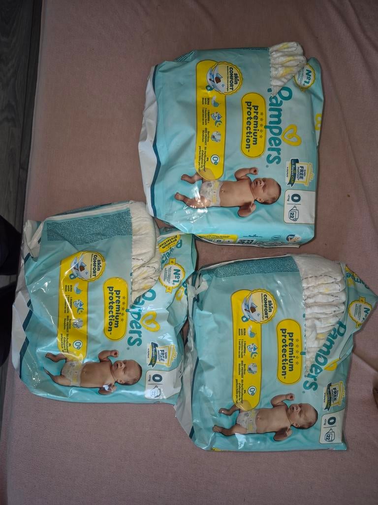Pampers Premium Protection Maat 0, Ophalen of Verzenden, Zo goed als nieuw