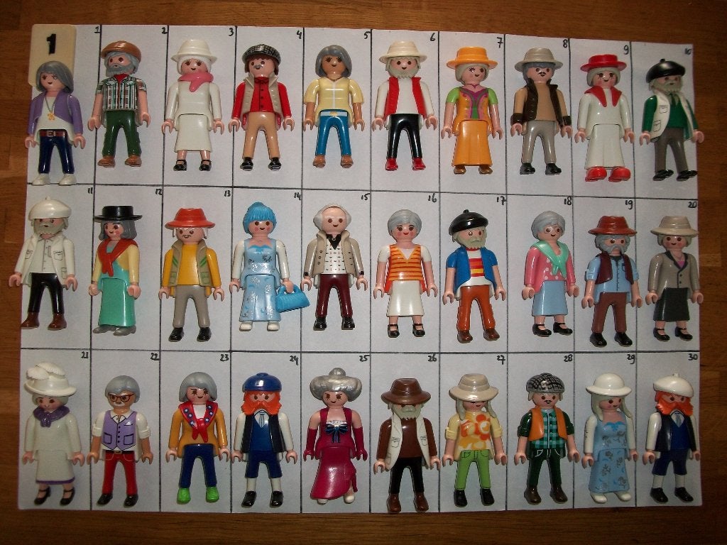 opa en oma met bankje / kleinkind / hond en accessoires, Ophalen of Verzenden, Nieuw, Complete set, Figuren