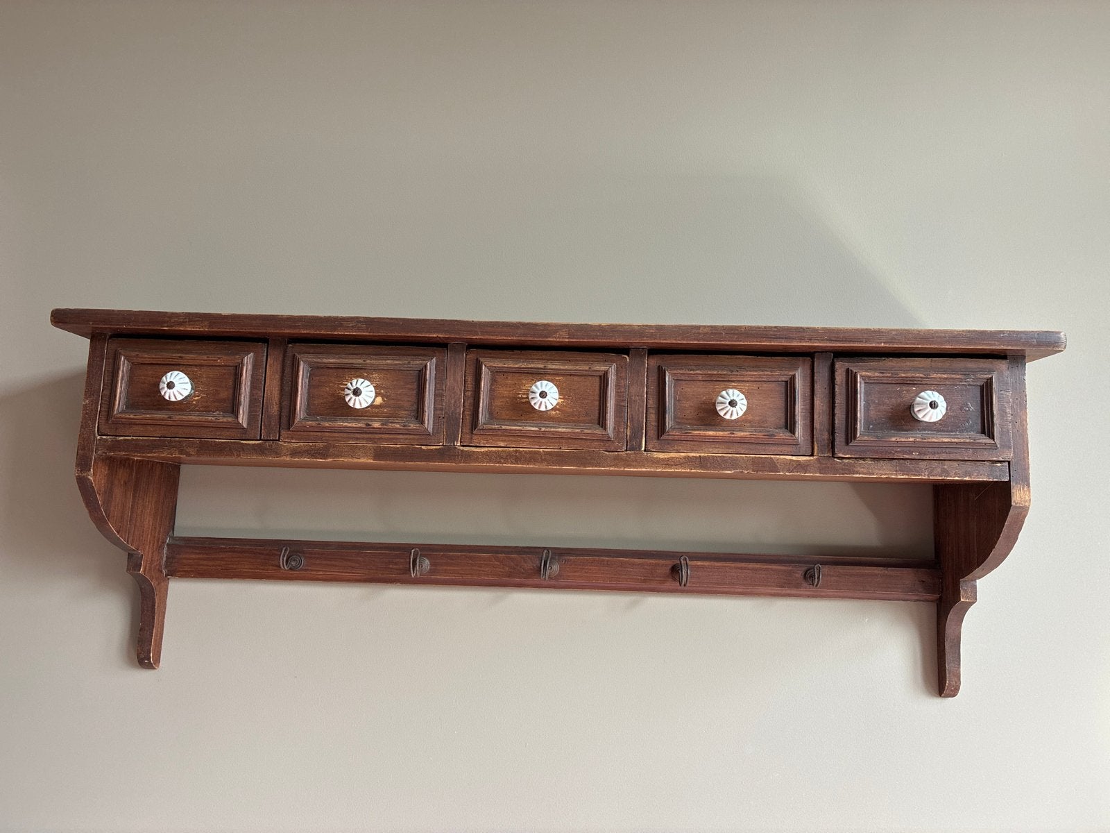 Vintage houten wandkapstok wandrek met lades en haken, Gebruikt, Minder dan 100 cm, Hout, Ophalen