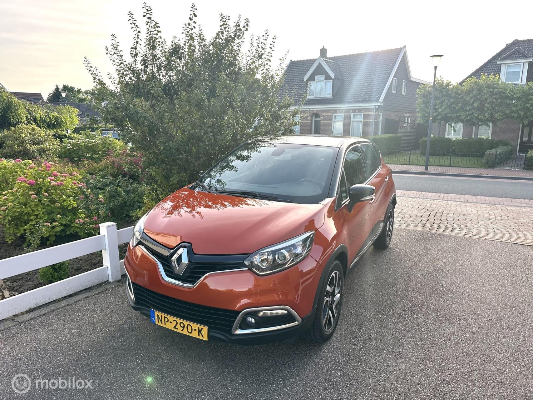 Renault Captur 1.2 TCe Dynamique AUTOMAAT 1E EIGENAAR AIRCO, Auto's, Stof, Met garantie (alle), Origineel Nederlands, 19 km/l