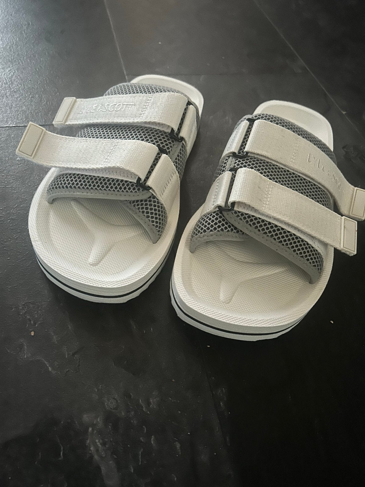 Lyle & Scott slippers - Maat 44 - Nieuw in doos, Kleding | Heren, Ophalen, Nieuw, Wit, Slippers