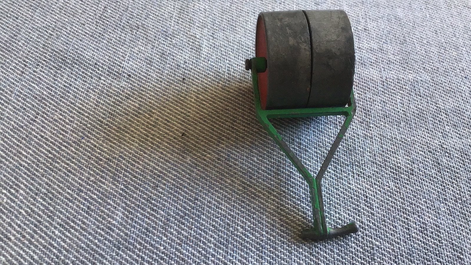DINKY TOYS GARDEN ROLLER ONMISBAAR VOOR “ DINKY TOYS TUIN”, Ophalen of Verzenden, Gebruikt, Tractor of Landbouw, Dinky Toys