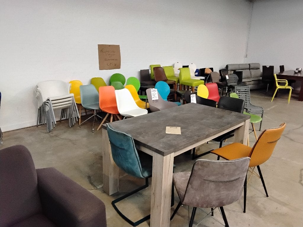 Stoelen, fauteuils, banken enz enz, Ophalen, Zo goed als nieuw, Overige materialen, Twee