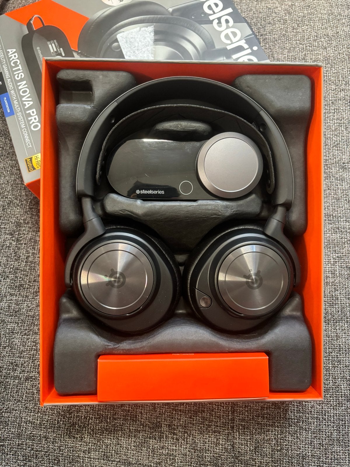 SteelSeries Arctis Nova Pro High-Res Gaming Headset, Computers en Software, Headsets, Zo goed als nieuw, Over-ear, Bedraad, Gaming headset