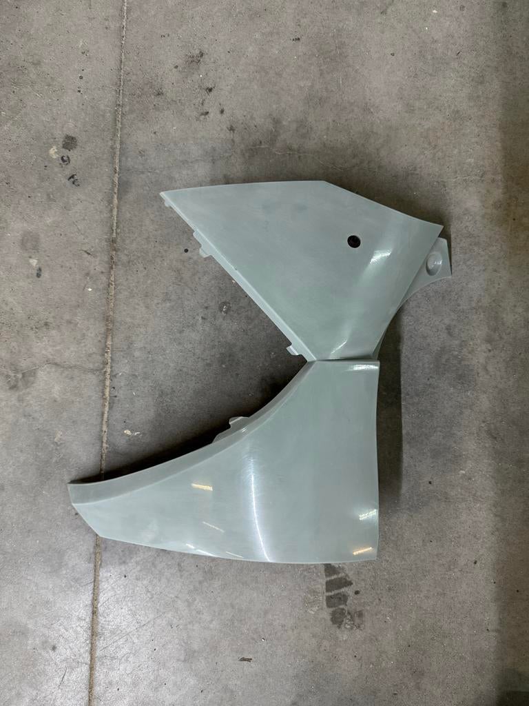 Gebruikte Bumper Hoek Rechts Achter Hyundai Kona 2024, Gebruikt, Ophalen of Verzenden, Achter, Bumper