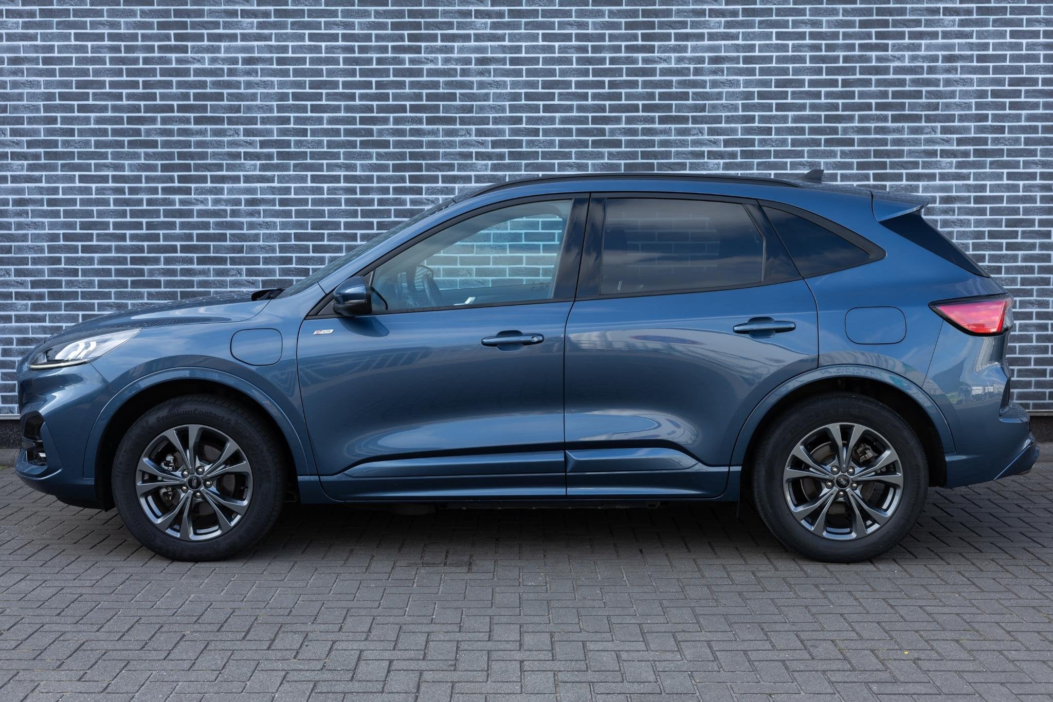 Ford Kuga 2.5 PHEV ST-Line | Plug-in Hybrid | Trekhaak | Ach, Auto's, Dealer onderhouden, Gebruikt, 4 cilinders, Blauw