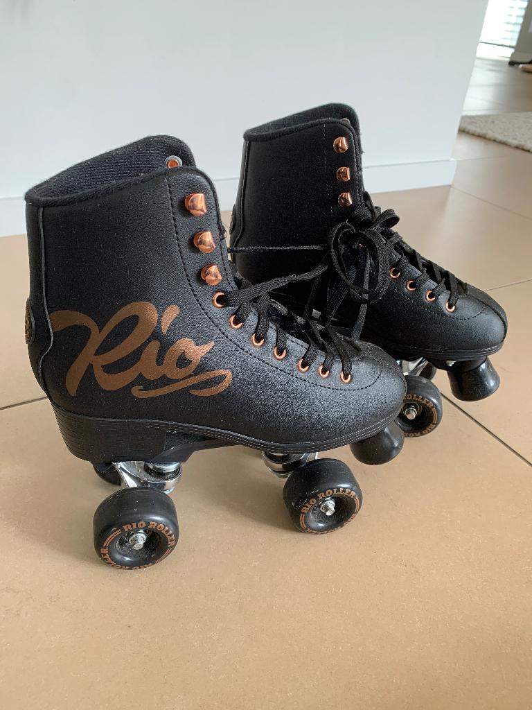 Rolschaatsen Rio zwart, Sport en Fitness, Skeelers, Overige merken, Overige typen, Ophalen of Verzenden, Zo goed als nieuw