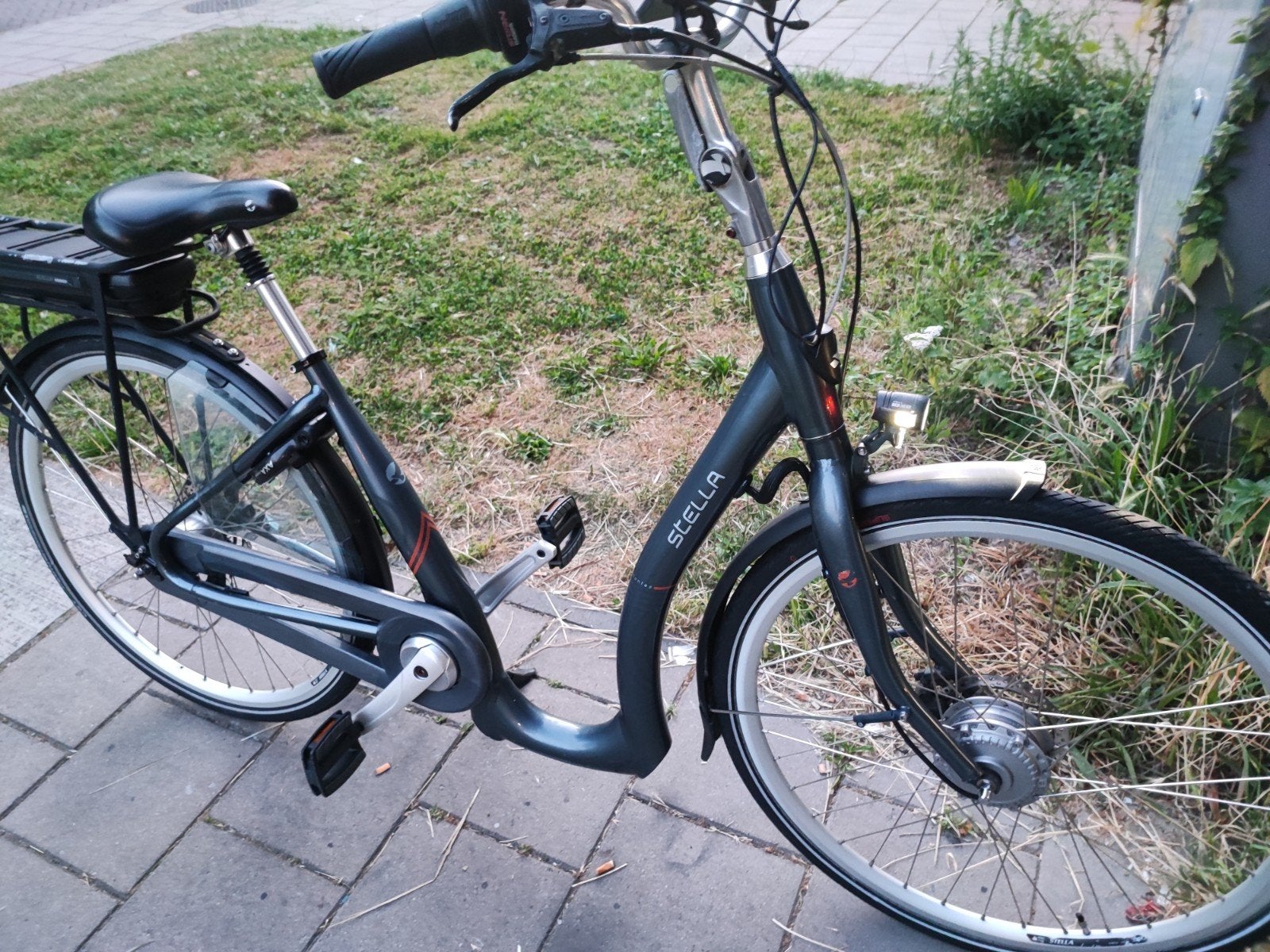 Stella nantes lage instap elektrische fiets, Gebruikt, 51 tot 55 cm, 50 km per accu of meer, Ophalen