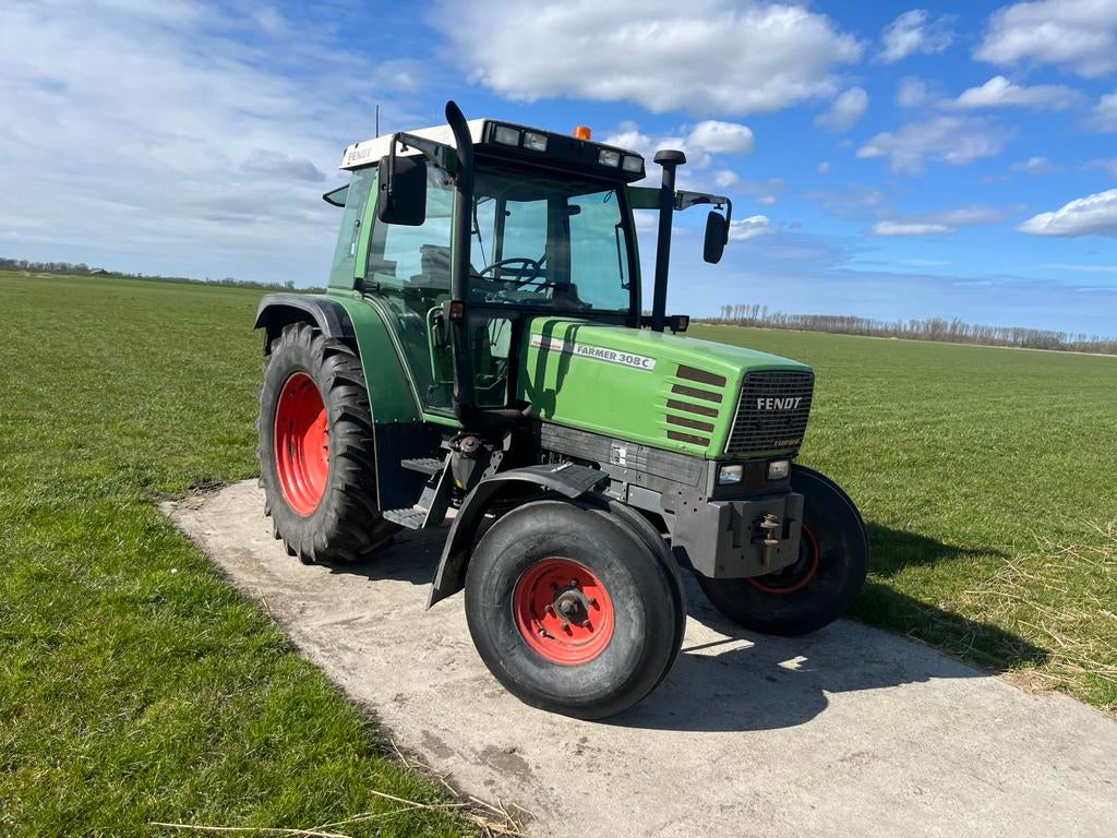 Fendt 308C / Airco / 40 km / Kenteken, Gebruikt, Meer dan 10000, Ophalen of Verzenden, Tot 80 Pk