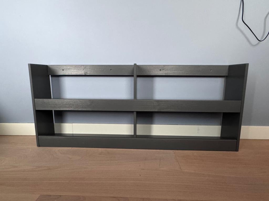 Boekenrek voor Kinderkamer - Grijs Hout, Ophalen, Met plank(en), Gebruikt, 100 tot 150 cm