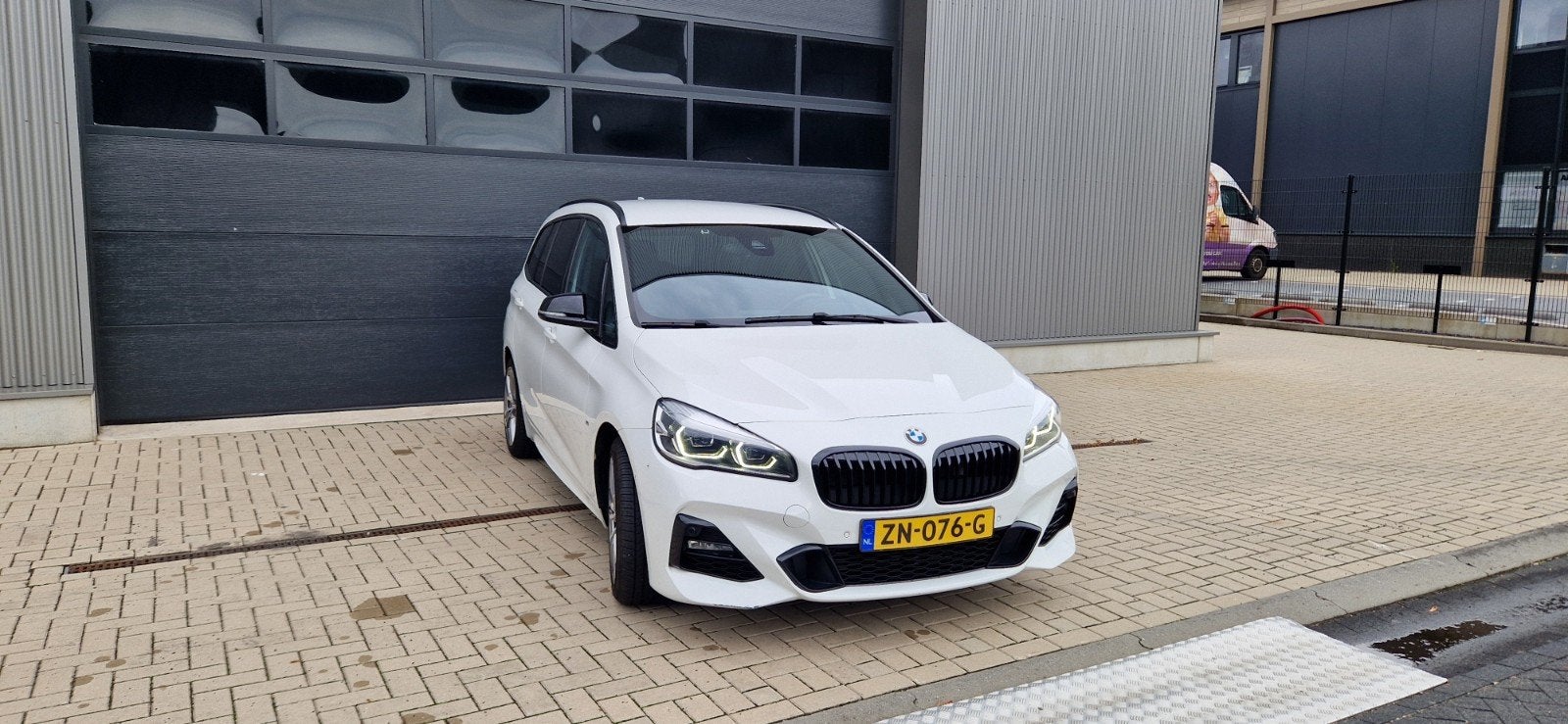 BMW 2-Serie Gran Tourer 218i 140pk 7p. Aut 2019 Wit, Auto's, 2-Serie Gran Tourer, Wit, 75 €/maand, Particulier