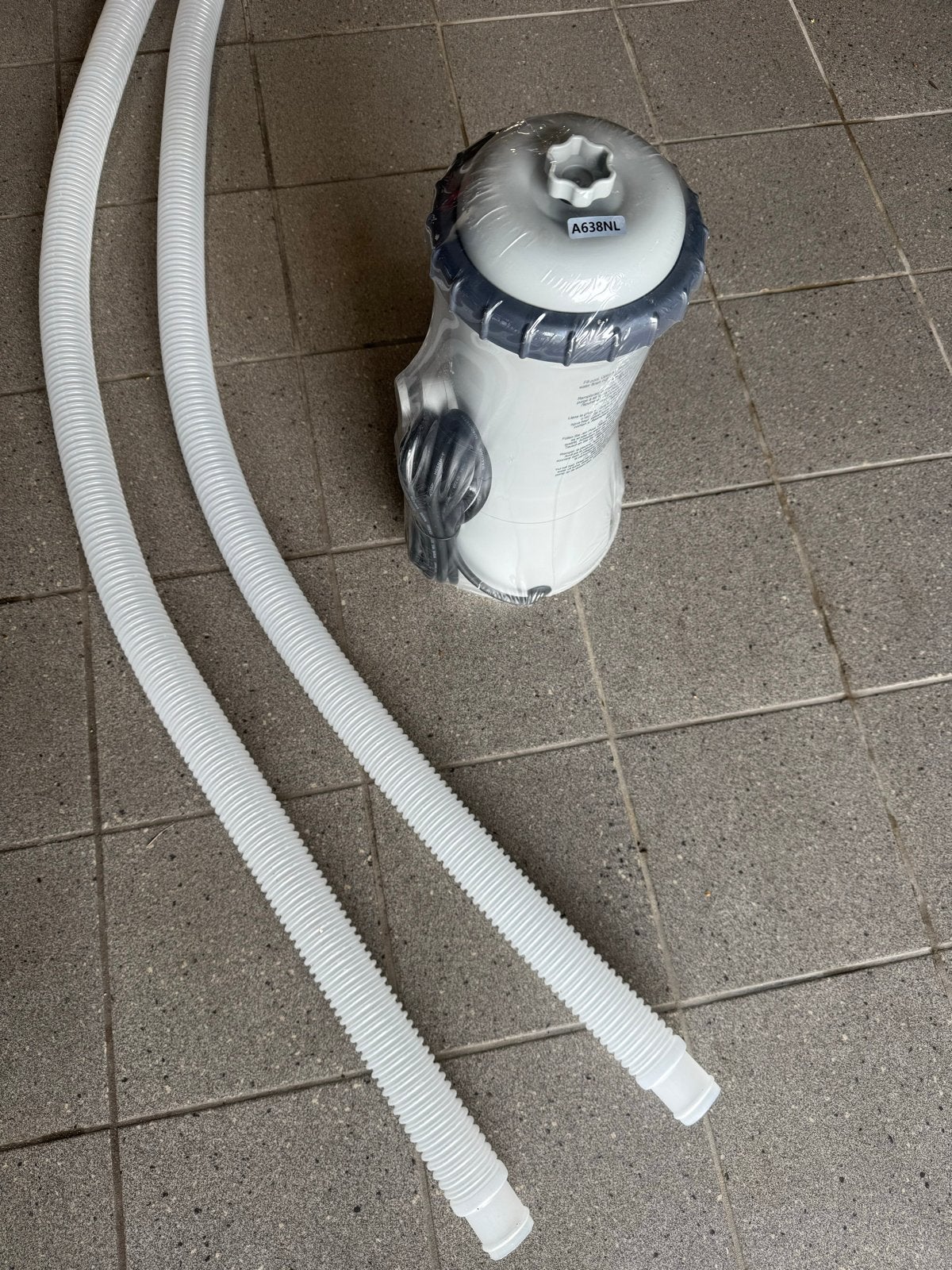 Nieuwe Intex Krystal Clear filterpomp met slangen, Ophalen of Verzenden, Nieuw, Zwembadpomp