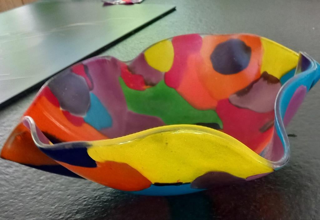 Kleurrijke glazen schaal - Uniek design, Ophalen