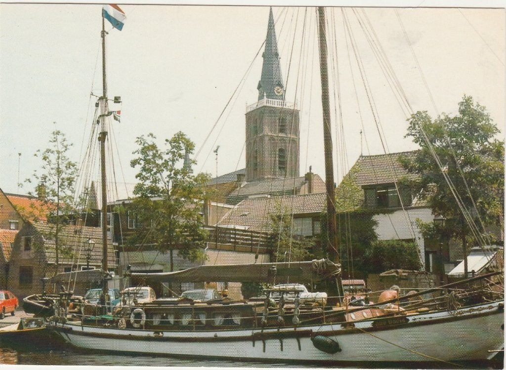 MONTFOORT Gezicht op de IJssel met Schip en Kerk, Verzenden, 1980 tot heden, Ongelopen, Utrecht