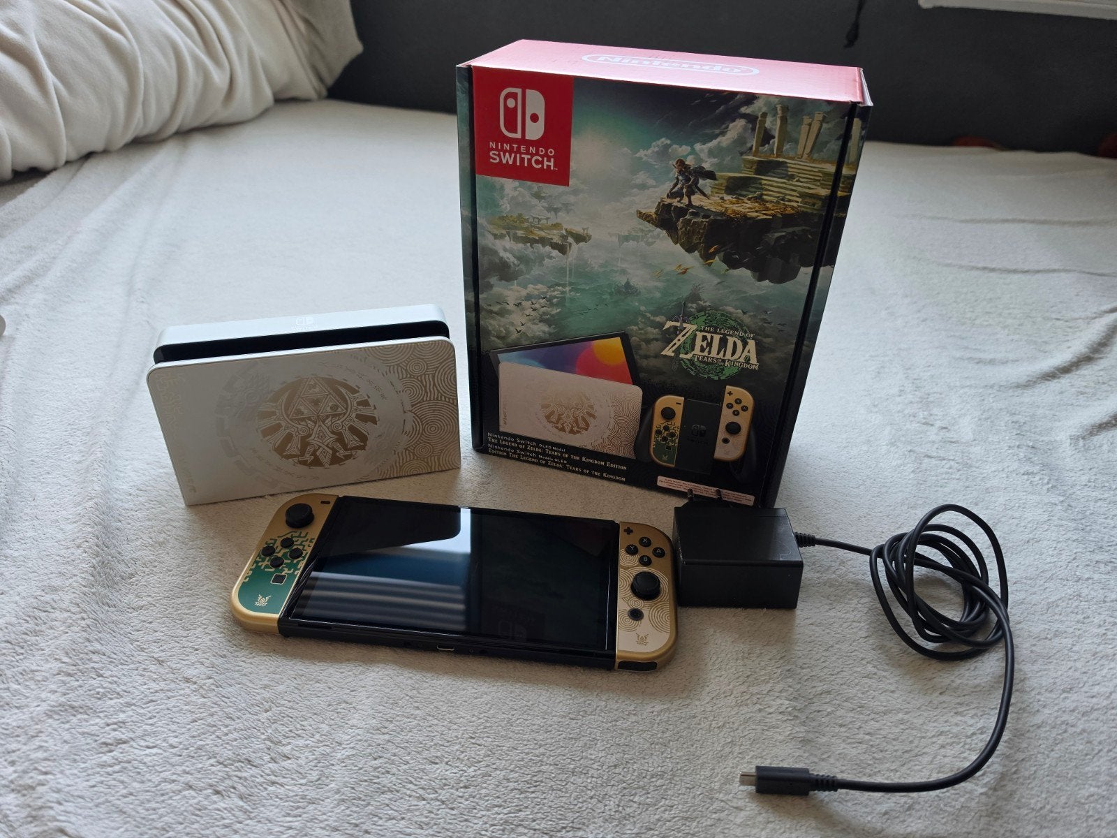 Nintendo Switch OLED Zelda Tears of the Kingdom Editie, Ophalen, Zo goed als nieuw, Met 2 controllers, Switch OLED
