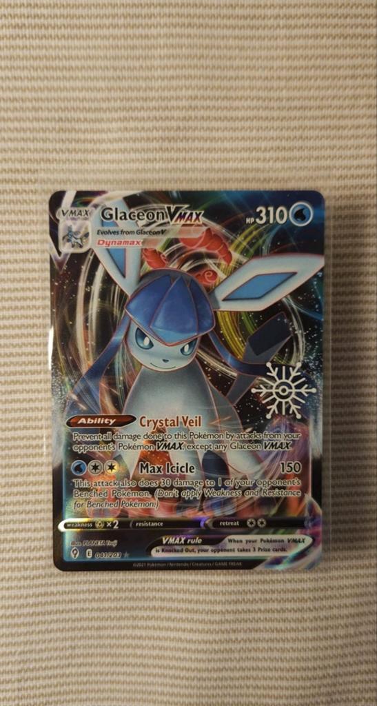 Pokemon Glaceon Vmax | #41 Evolving Skies, Ophalen of Verzenden, Nieuw, Losse kaart