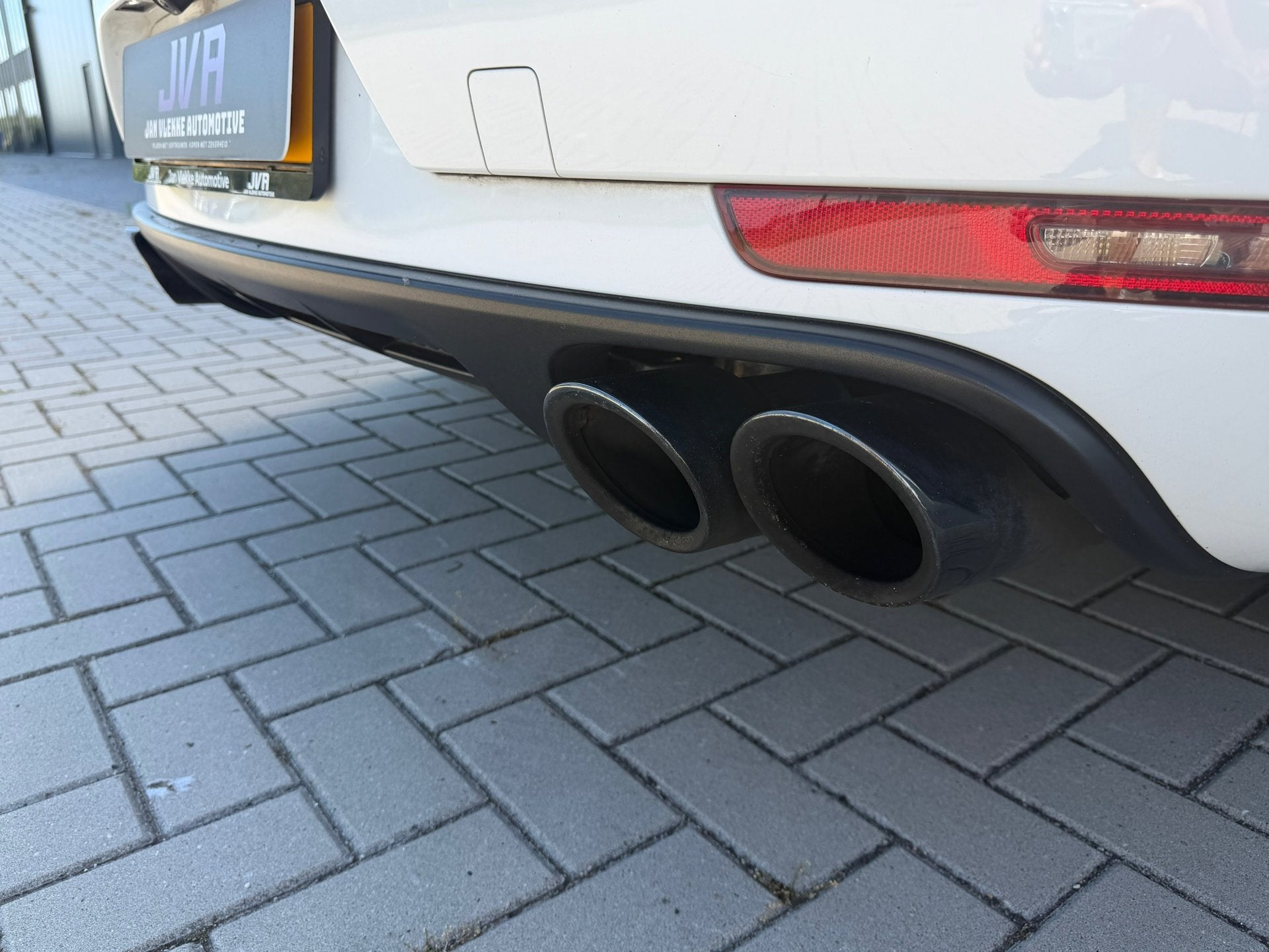 Foto 10 van Porsche Macan 3.0 GTS Pano Lucht Bose 21 inch