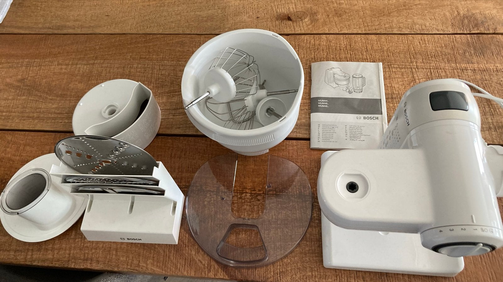 Bosch Keukenmachine MUM4405 met accessoires en handleiding, Ophalen of Verzenden, Zo goed als nieuw, Vaatwasserbestendig, 3 snelheden of meer
