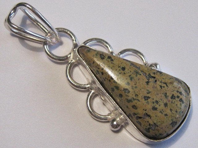 ha. mieterse edelsteenhanger LARVIKIET + gratis verzending, Sieraden, Tassen en Uiterlijk, Kettinghangers, Overige voorstellingen