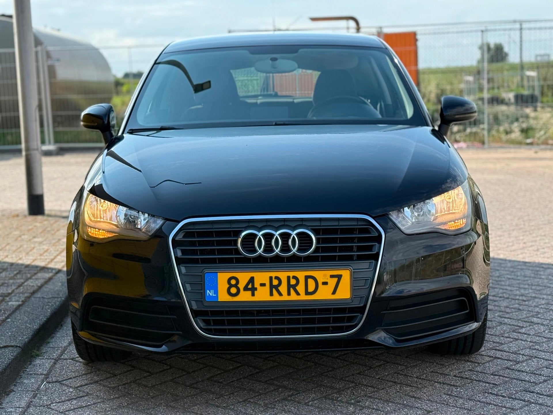 Audi A1 1.2 TFSI Attraction Pro Line Business Navigatie NAP, Auto's, Voorwielaandrijving, Euro 5, 86 pk, 4 stoelen
