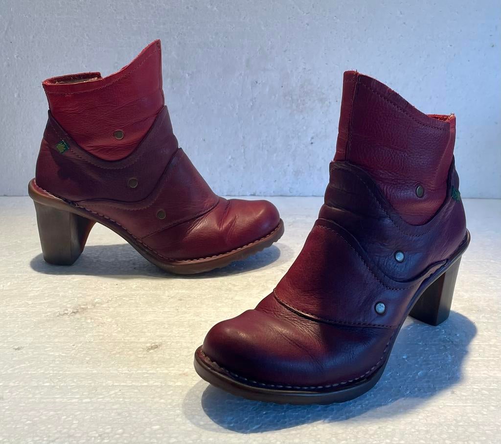 El Naturalista design eco comfort enkel laarzen 37 rood, Kleding | Dames, Schoenen, Ophalen of Verzenden, Zo goed als nieuw, Rood