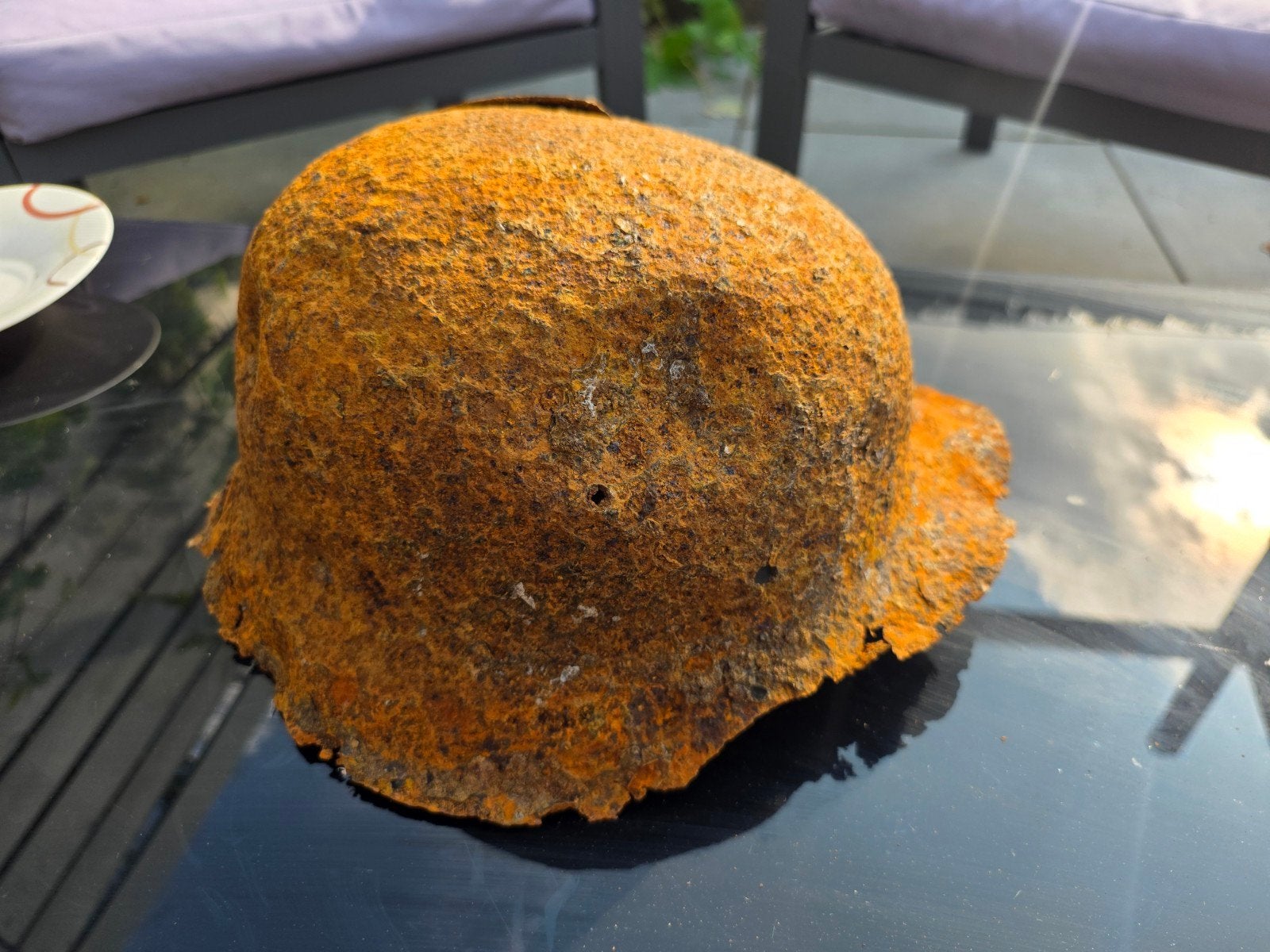 Duitse Helm WW2 Militaria Battle Damage, Ophalen of Verzenden, Duitsland, Helm of Baret