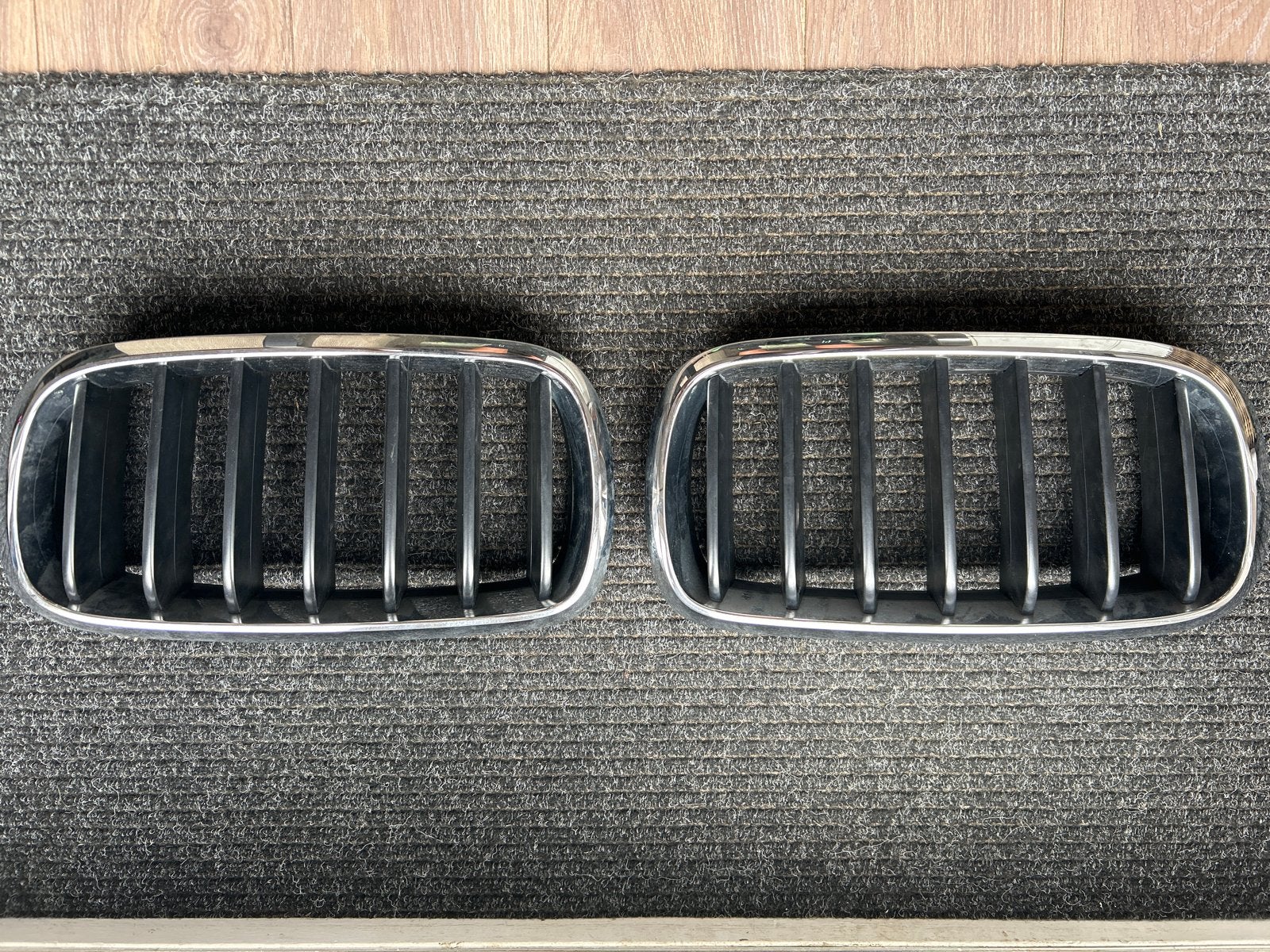 BMW X5 f15 Nieren Grille Set (Gebruikt), Auto-onderdelen, Gebruikt, Voor, Ophalen of Verzenden, Bumper