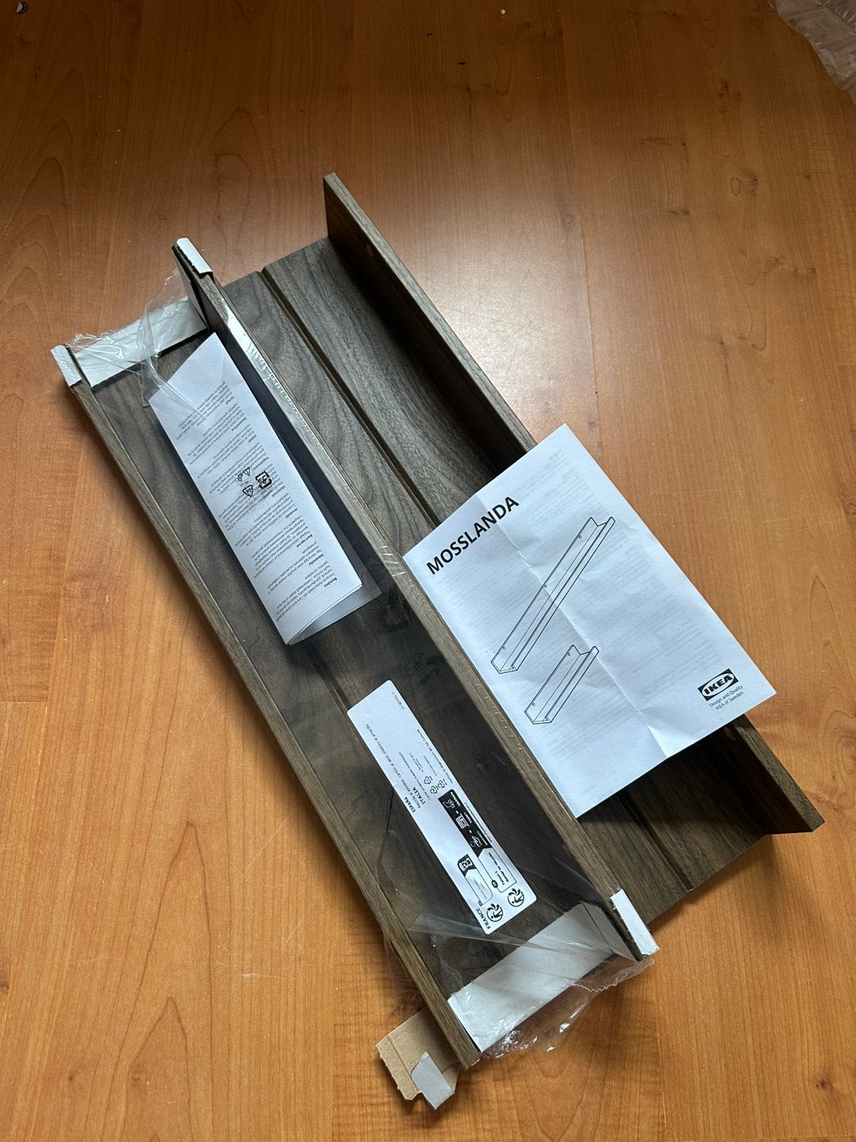 Wandplanken IKEA walnoot hout, Ophalen, Nieuw, 50 tot 100 cm, Minder dan 100 cm