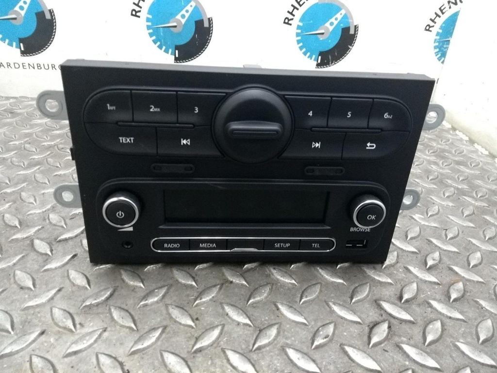 RENAULT TWINGO TWINGO III RADIO 2016, Ophalen of Verzenden, Gebruikt, Stiba lid