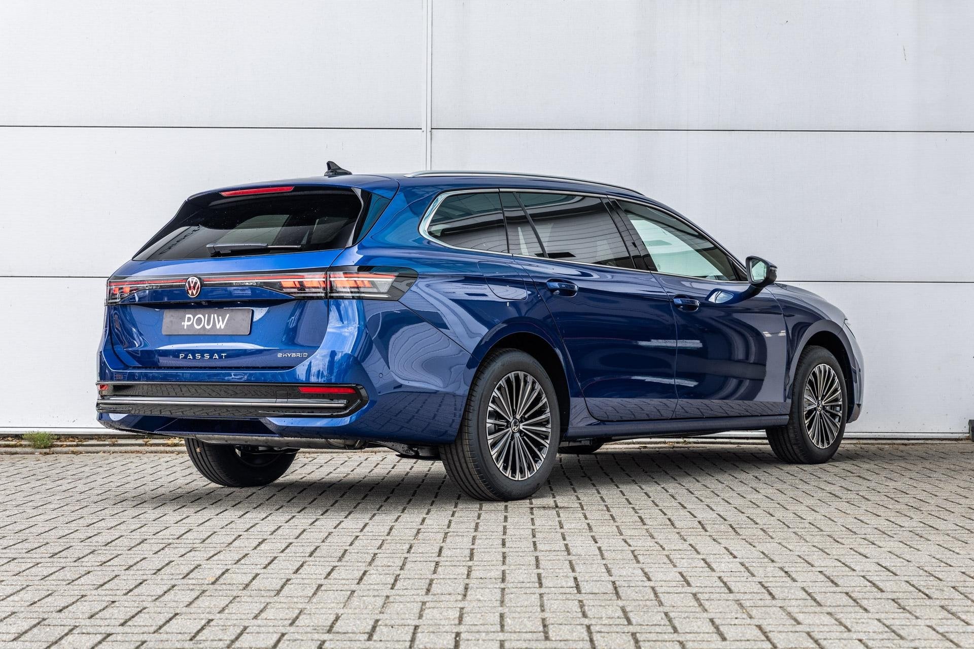 Volkswagen Passat Variant 1.5 eHybrid 204pk Elegance Busines, Auto's, Volkswagen, 12 maanden, 1498 cc, 4 cilinders, 26 kWh